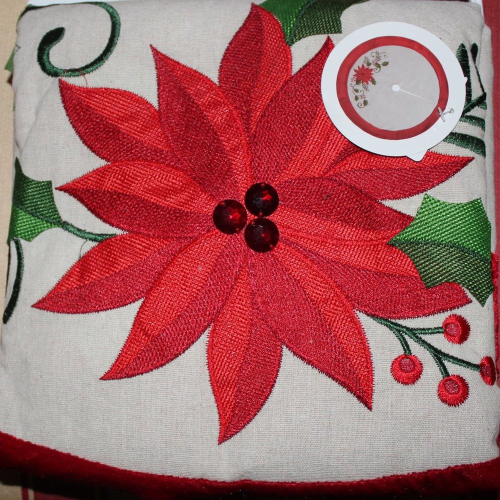*NEW* Christmas TREE Skirt